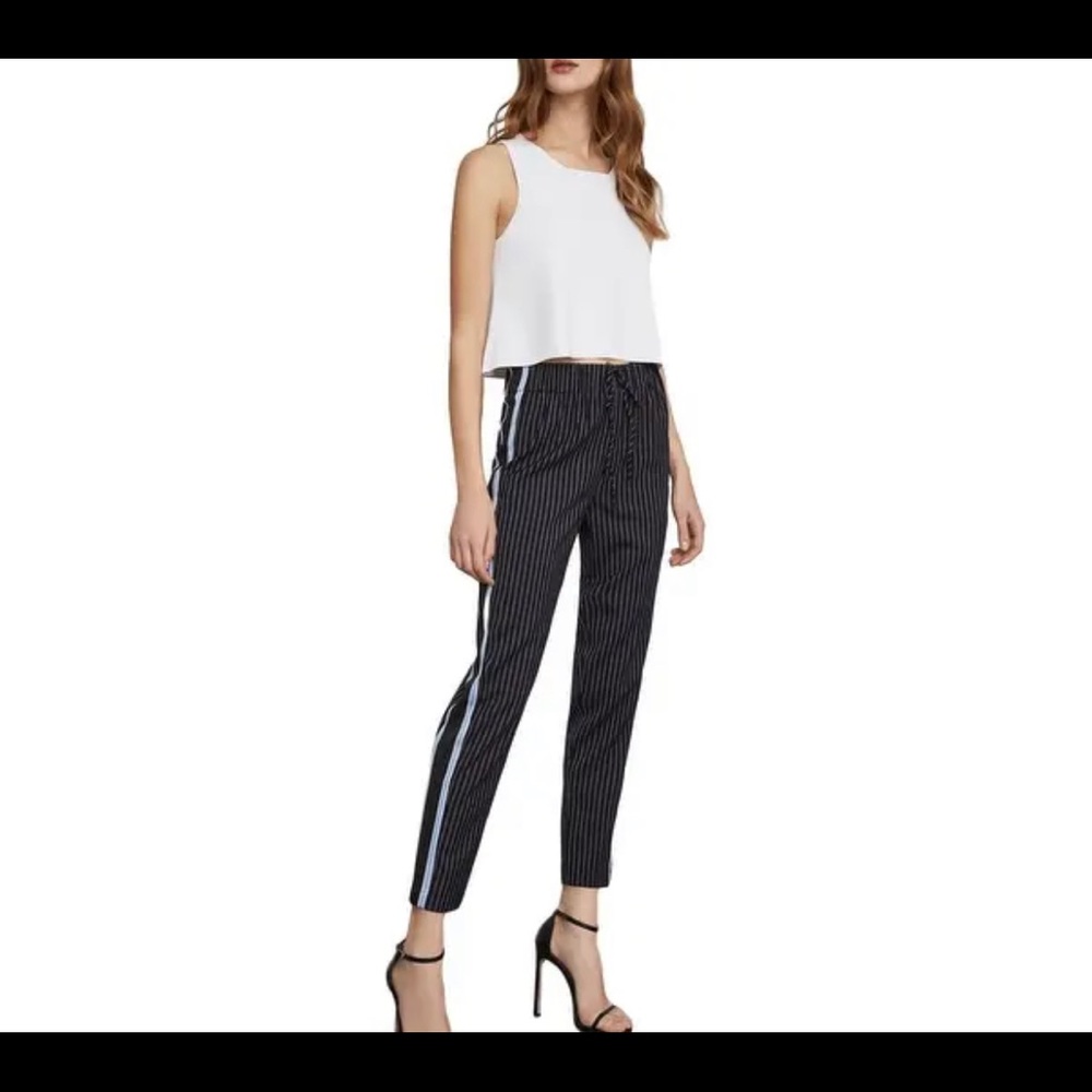 BCBGMaxazria cropped pants. XS.